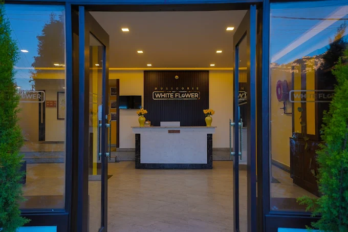 Hotel in Mussoorie with Parking Near Mall Road